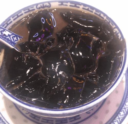 吃甜品就吃老字号龟苓膏,龟苓膏低卡甜品