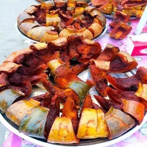 *疆新**也有很多“奇葩”的食物，有的看到反胃，有的念念不忘