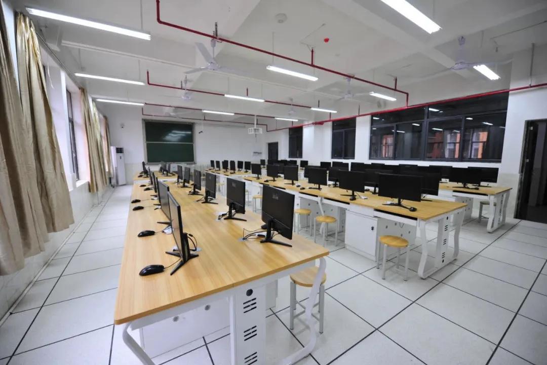 广东科技学院一流本科专业有哪些,广东科技学院南城校区有多少专业