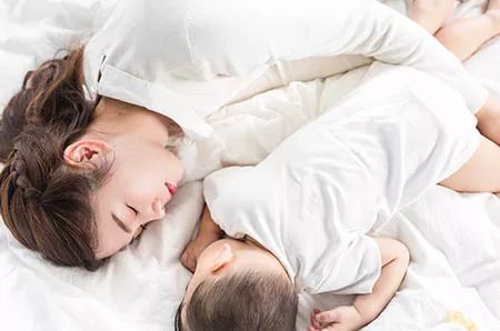 哺乳期乳头皲裂怎么解决,哺乳期乳头皲裂多久能好