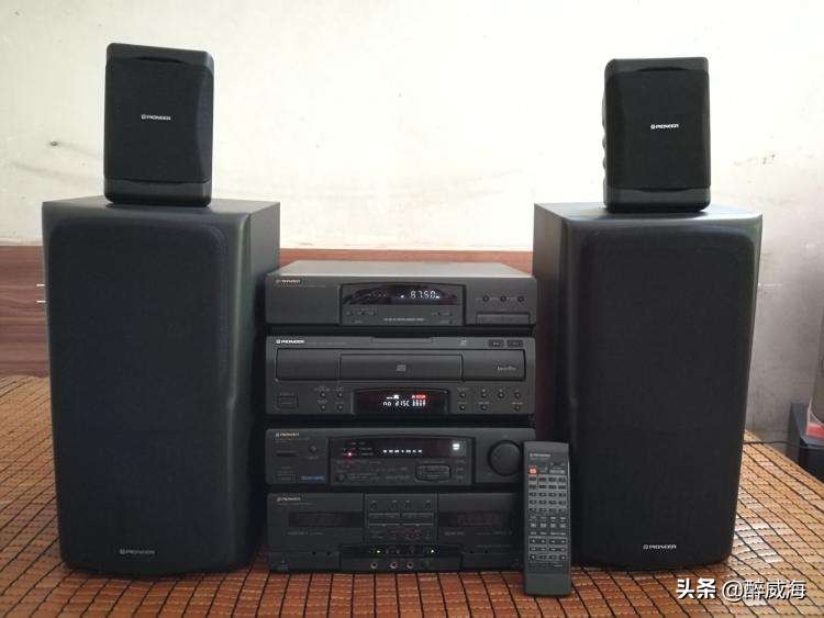 老式日本先锋组合音响图片,90年代日本先锋组合音响