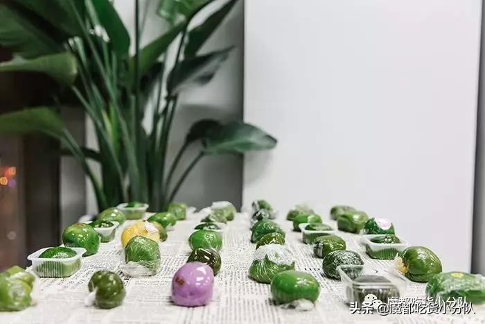 吃了十个青团,吃了4个青团