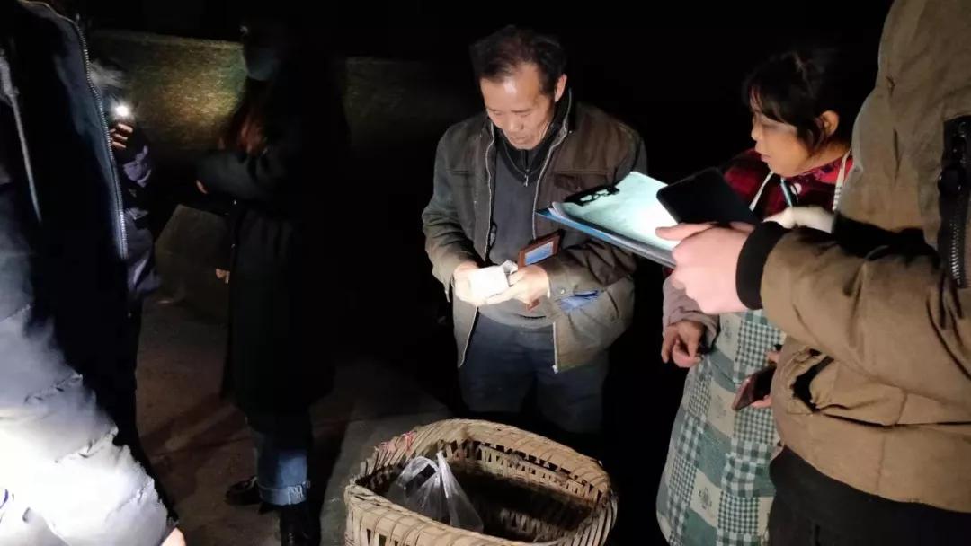 工作在第一线的防疫工作人员,疫情防控第一线工作人员