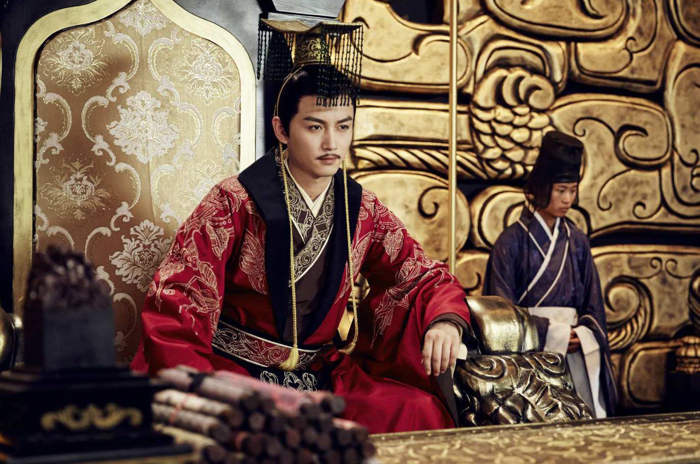 弘农杨氏和杨坚是一脉吗,杨坚是鲜卑族还是弘农杨氏