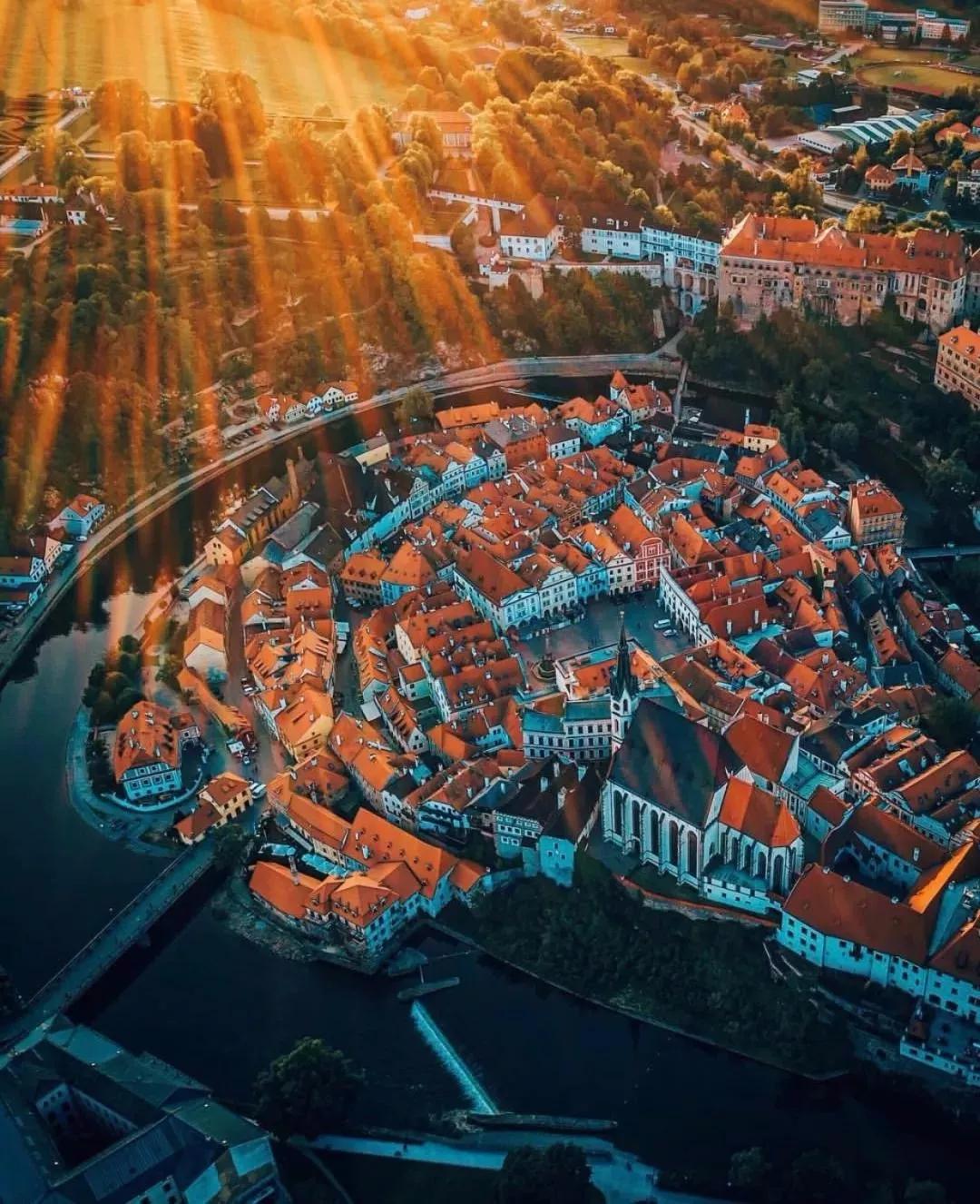 适合带女朋友旅游的地方排行榜,带女朋友旅游必去的十大地方