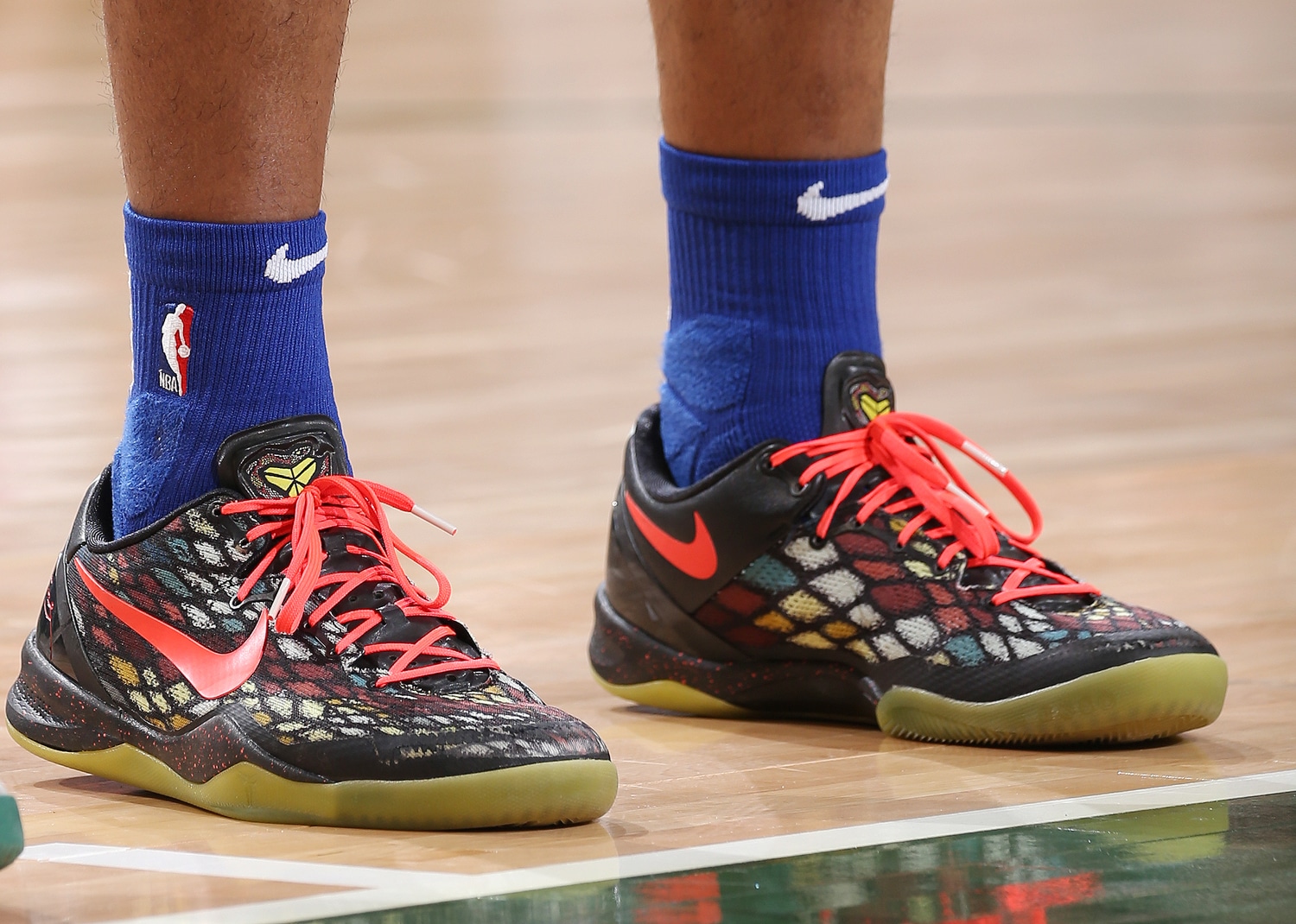 NBA赛场最近三天篮球鞋精选集：鞋头们的赛季鞋王之争越发激烈