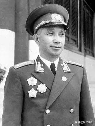 中国十大元帅和十大将军,中国开国十大将军照片全集