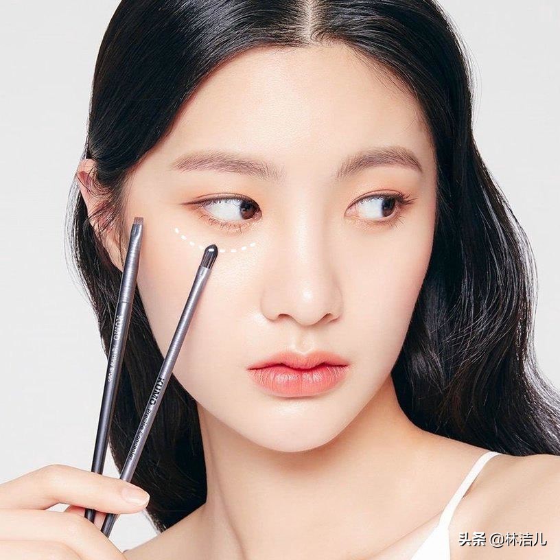 关晓彤的极线眼妆,关晓彤清冷感眼妆教程