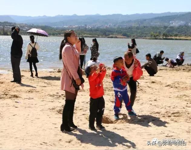 昆明弥勒人山人海,来弥勒玩人山人海