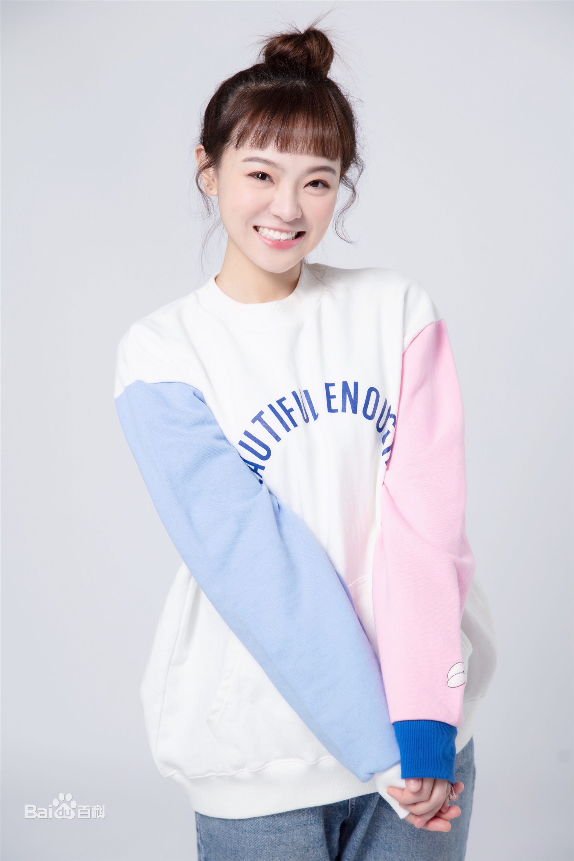 陈怡馨我的邻居睡不着剧照,陈怡馨演的青春偶像剧