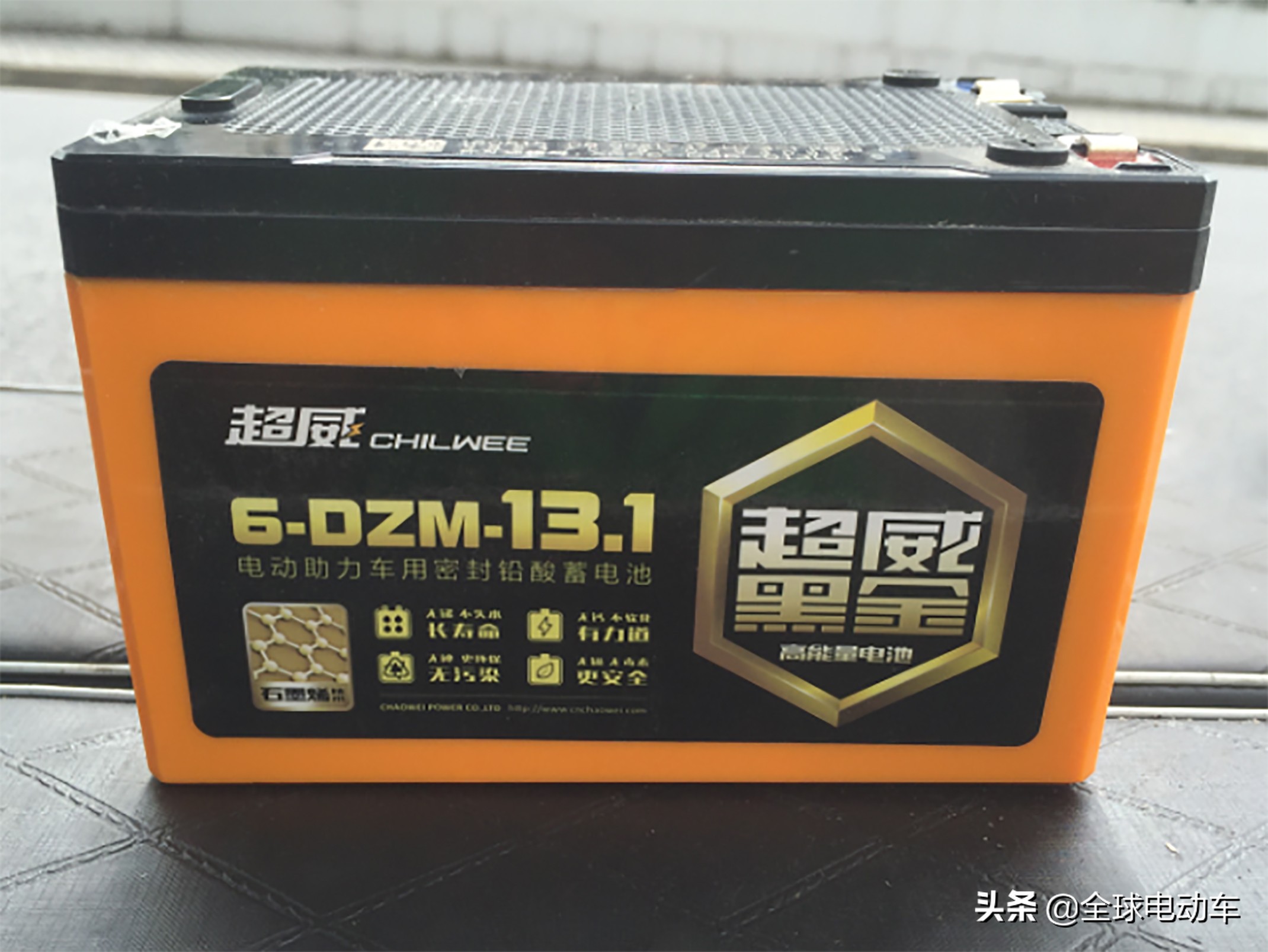 电动车石墨烯电池换锂电池可以吗,电动车换锂电池还是铅酸电池划算