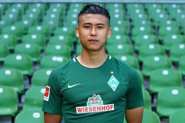 国足队员身材比拼,国足与国外强队身材对比