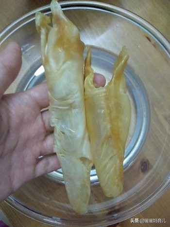 牛奶炖花胶放多少花胶,孕期吃什么花胶对宝宝皮肤好