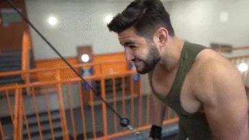 巨石强森健身计划,巨石强森训练时间表