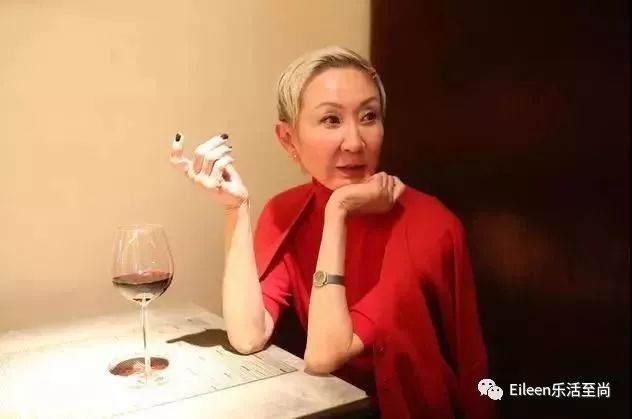 寰愬厠鍜屽瀛愭柦鍗楃敓鐖辨儏鏁呬簨,寰愬厠涓庡墠濡绘柦鍗楃敓