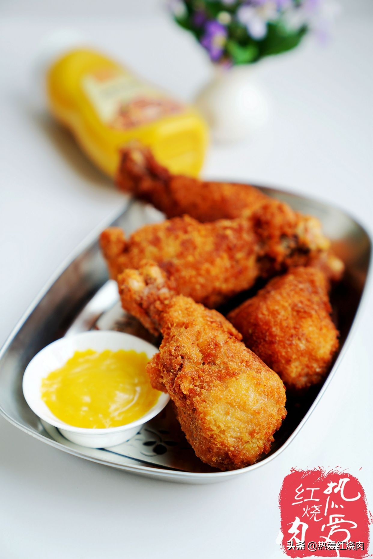 炸鸡腿炸出来怎么会有油,炸鸡腿炸熟后容易掉粉皮