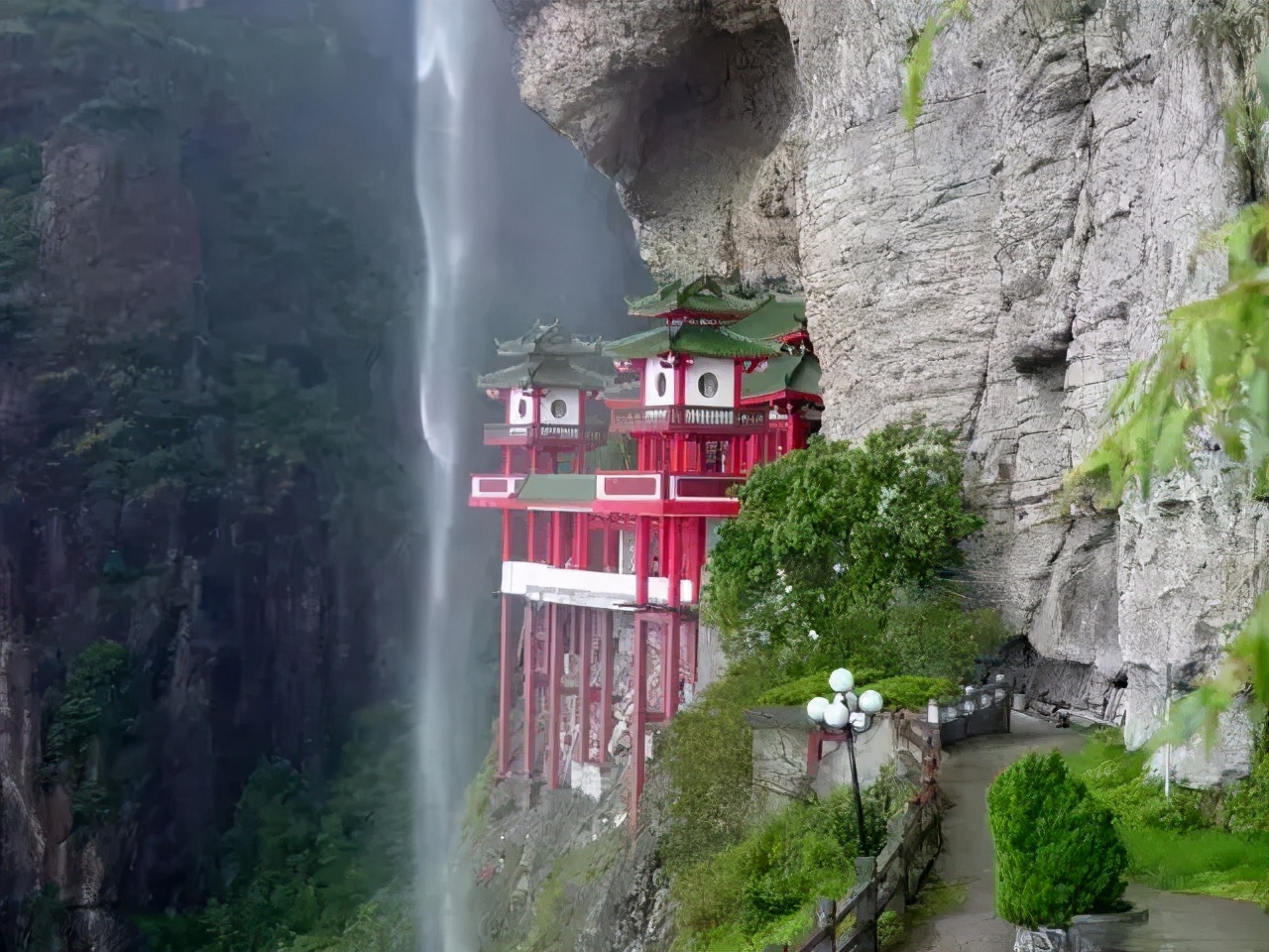 漳州有哪些祈福的寺庙,漳州市有个非常灵的寺庙
