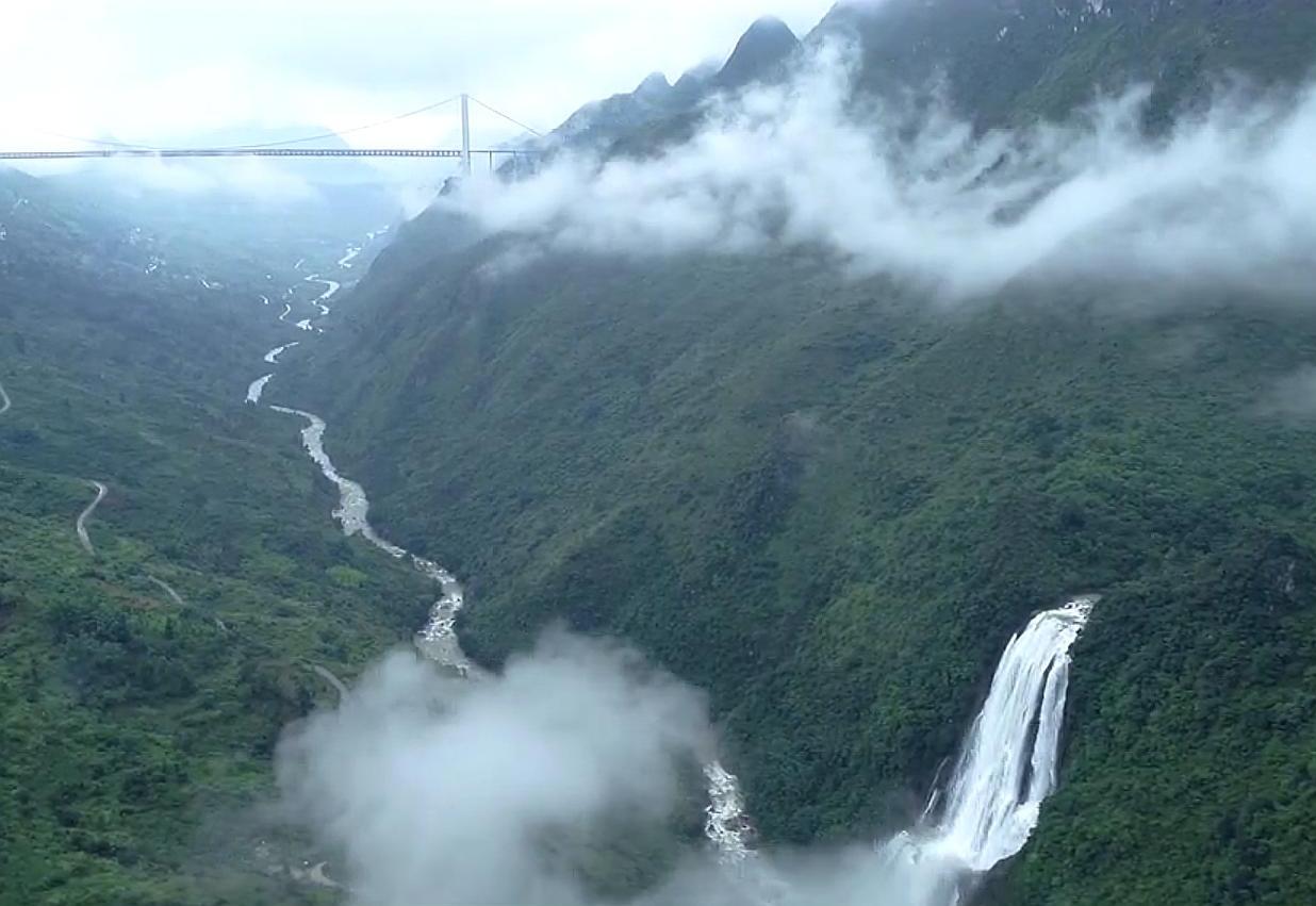 亚洲第一瀑布贵州黄果树瀑布,贵州大山发现三条未开发瀑布