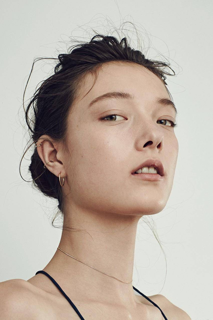 法国女人说：毫不费力的妆容，背后却是极致的努力