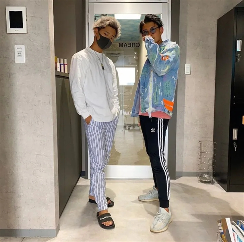 日本年轻人的时尚穿着,日本人的时尚潮流穿着