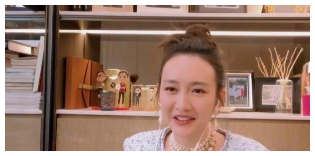 王鸥和同母异父的妹妹照片,王鸥是不是同母异父