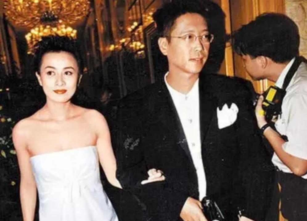 窦骁恋情怎么样了,窦骁最近的恋情照