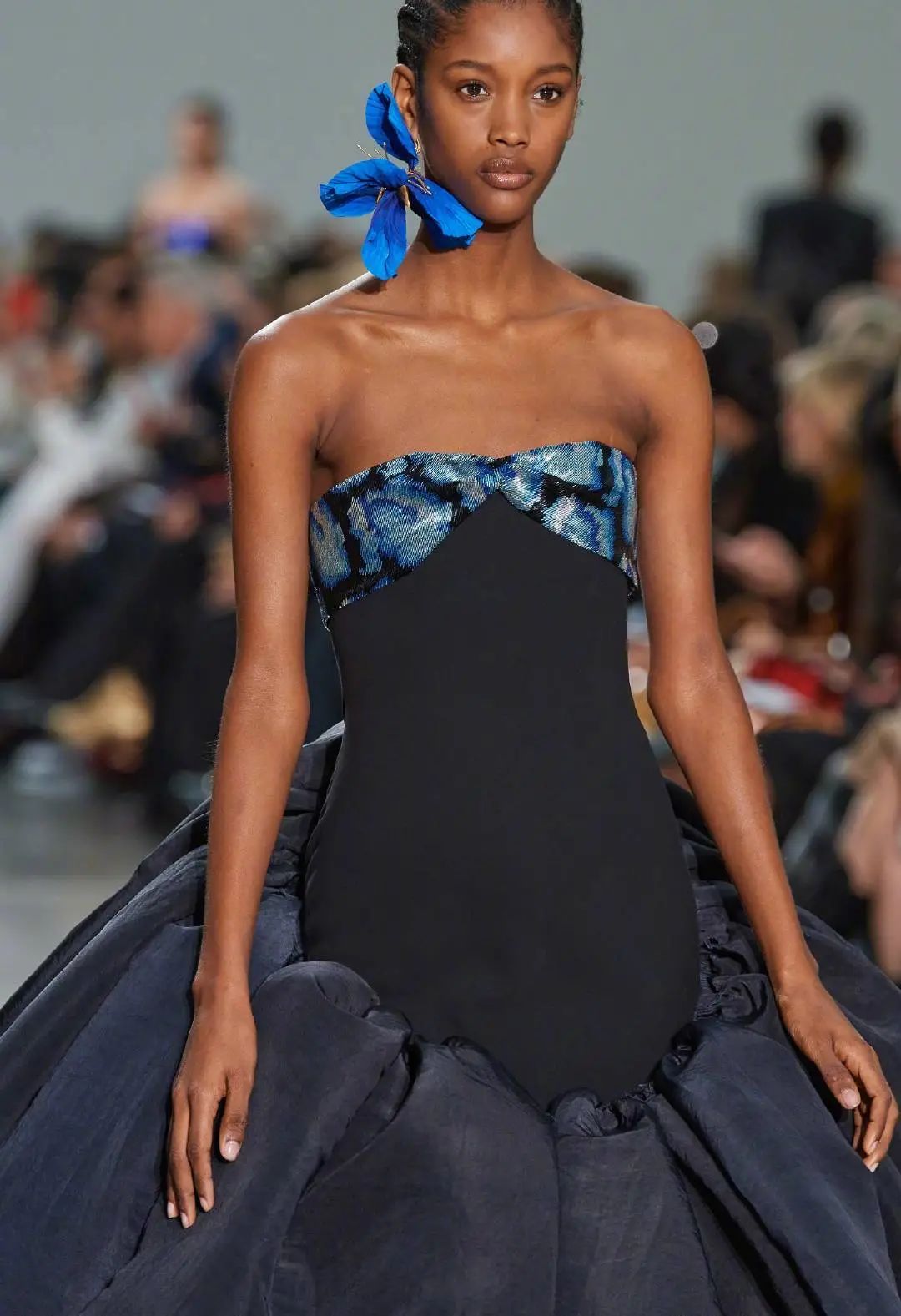 珍珠耳钉优雅永不过时,经典大方的耳钉