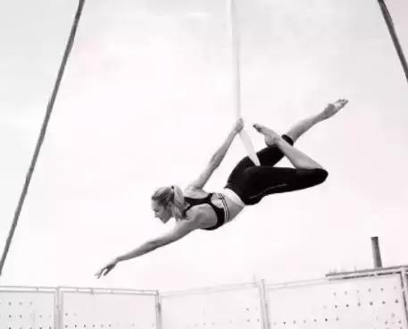 维密身材怎么练出来的,你以为完美的身材都是天生的