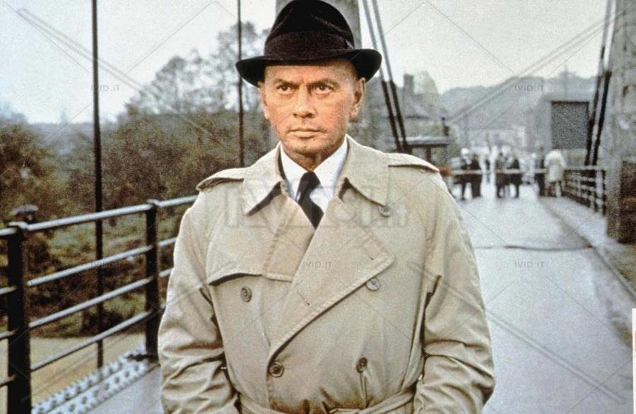 它让国人知道什么是西方间谍片——《蛇》