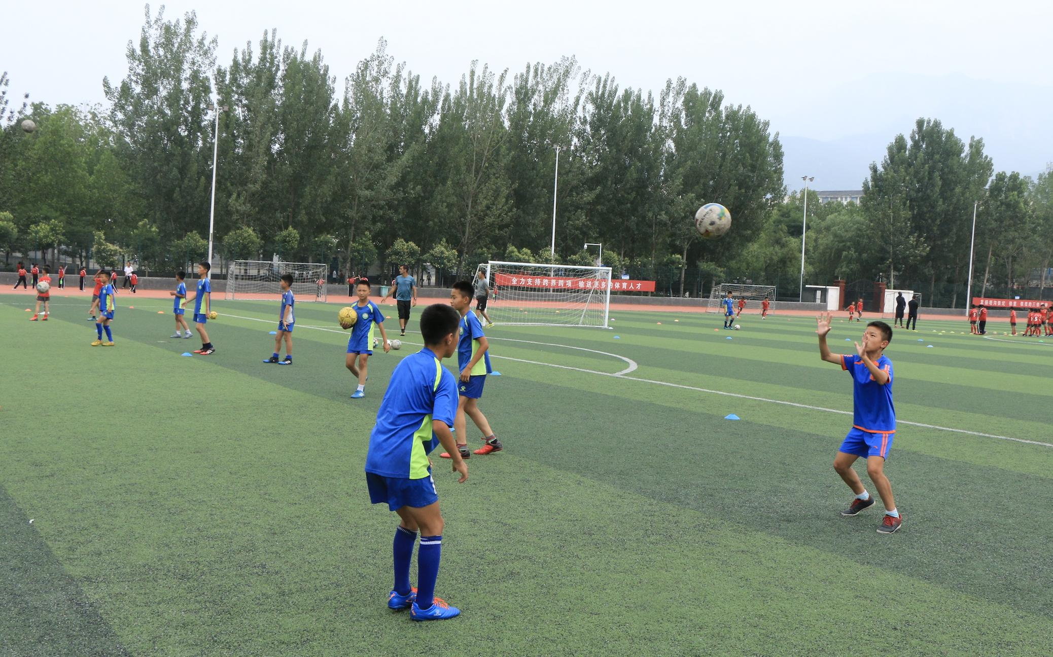 少林足球真的有那么棒吗,少林足球真是好