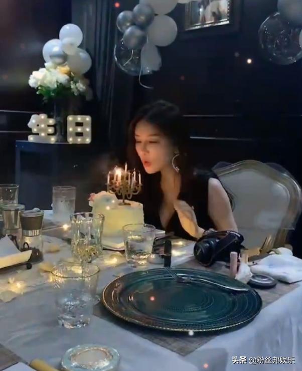 yy晓晓和c哥分手了吗,yy晓晓与神豪c哥最新消息