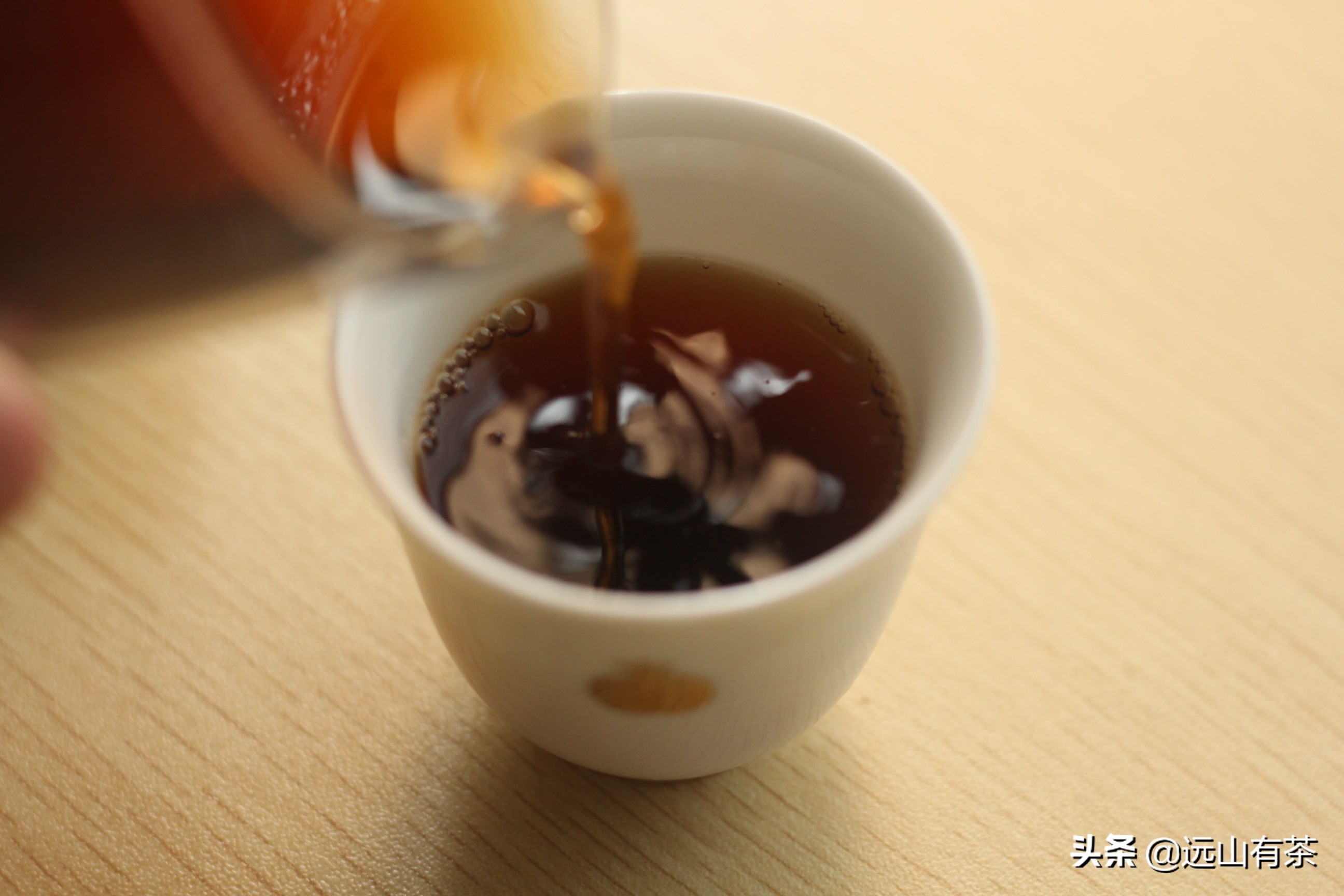 【三掌柜说茶】一款好熟茶喝起来是什么感觉？