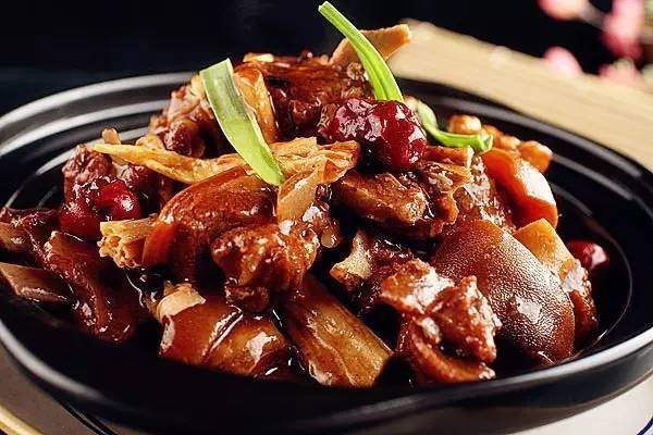 羊蝎子红焖羊肉最正宗的做法,焖黑山羊羊肉