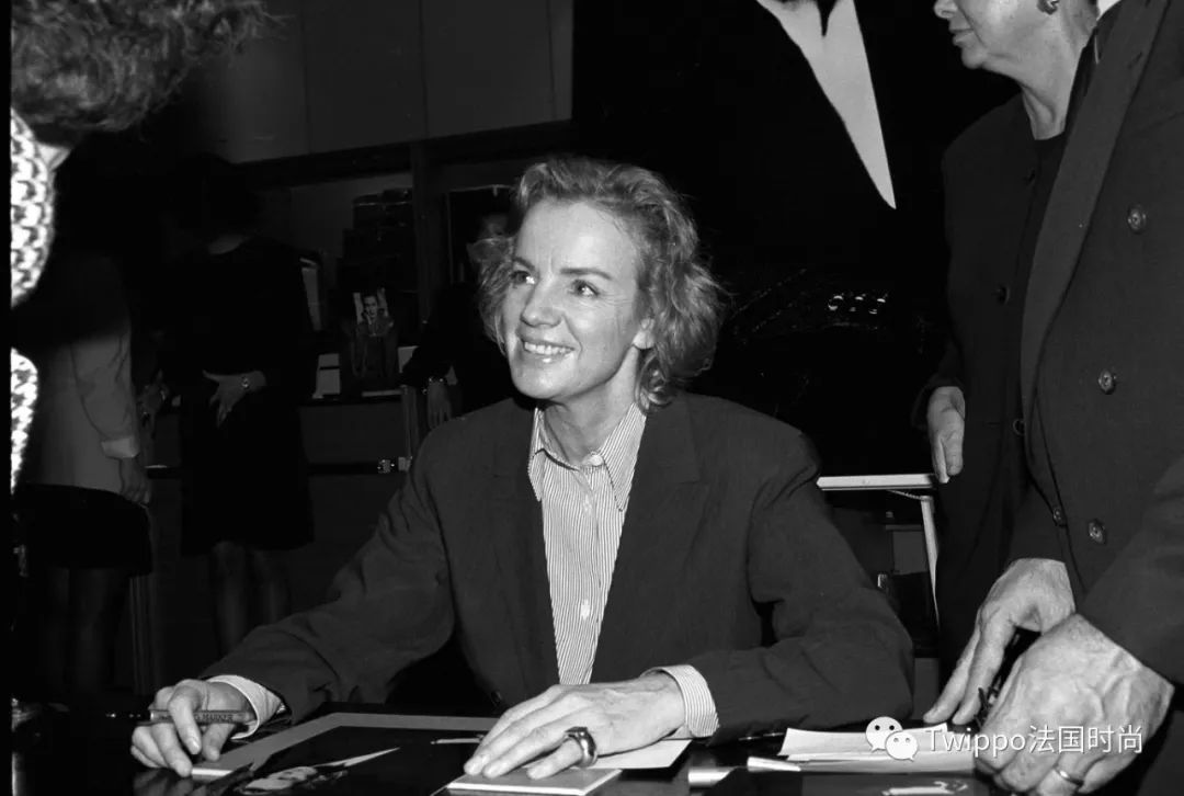 优衣库日本被疯抢,优衣库被哄抢完整版