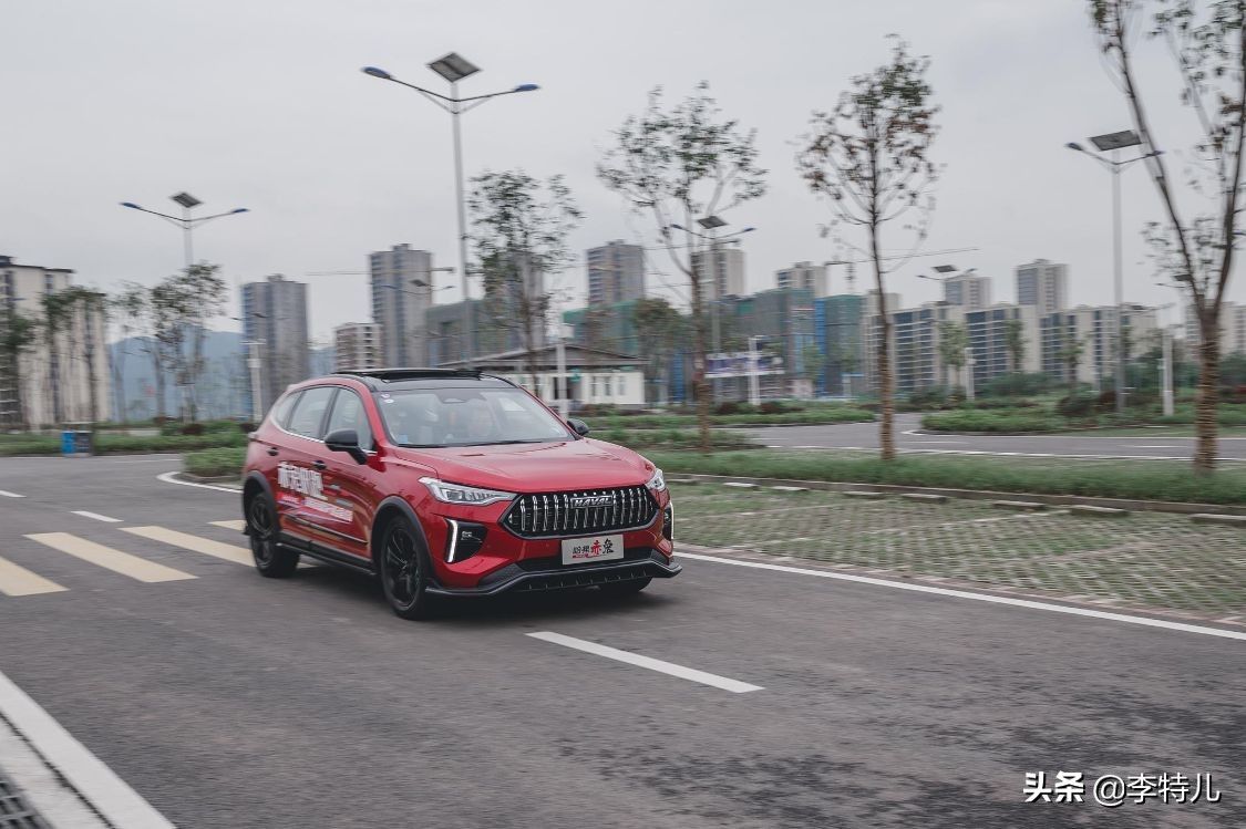 重庆试驾哈弗赤兔，满身智能安全配置7.7秒破百，这车能买吗？
