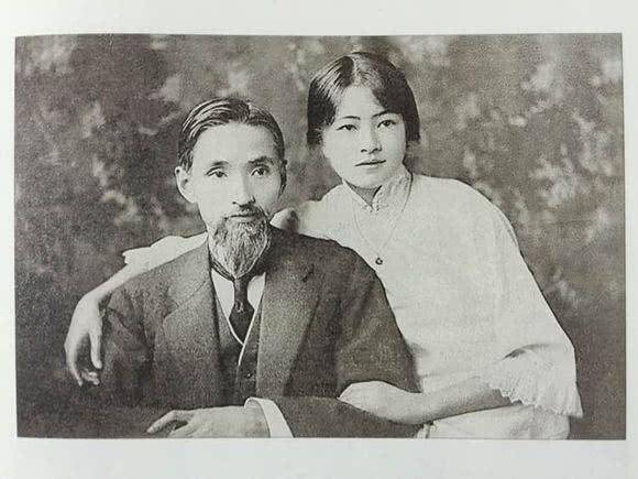 林徽因梁思成有感情吗,林徽因梁思成徐志摩的关系