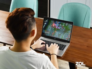 我把台式机换成了笔记本,省出1平米的空间给孩子,价值66000元