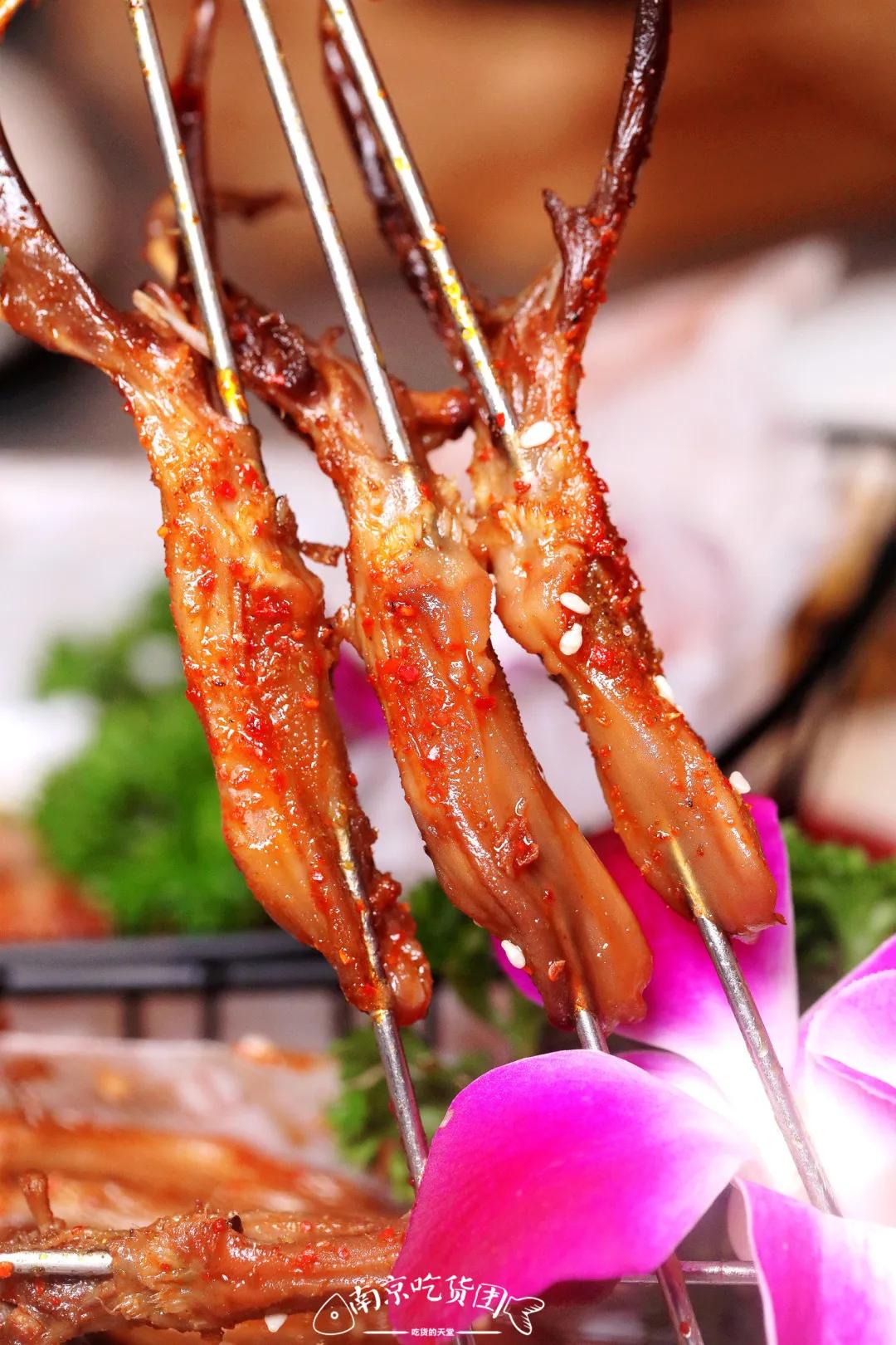 揭秘！神秘「印第安风情」餐吧，竟藏在这个商场里