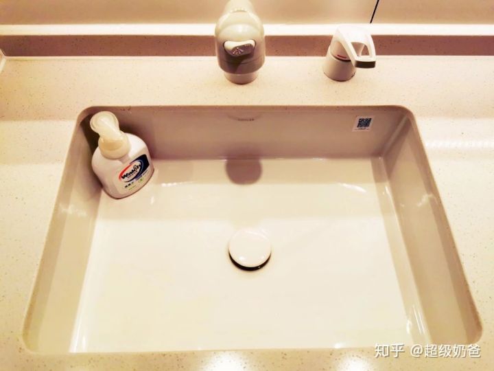 她买下40㎡自己住,功能一个不少,却能住出100㎡的宽敞