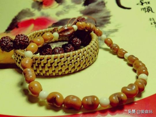 滴血莲花菩提盘玩前后对比效果图,21颗菩提手串盘玩