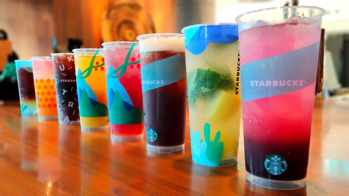 星巴克出了酒精饮料？8款星巴克新品冰调全线测评！