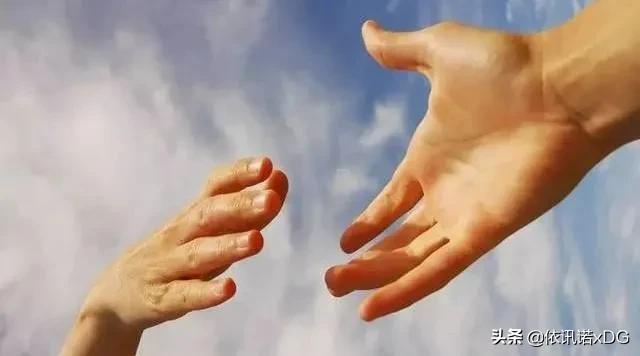 上善若水至柔至坚,上善若水从善如流的意思