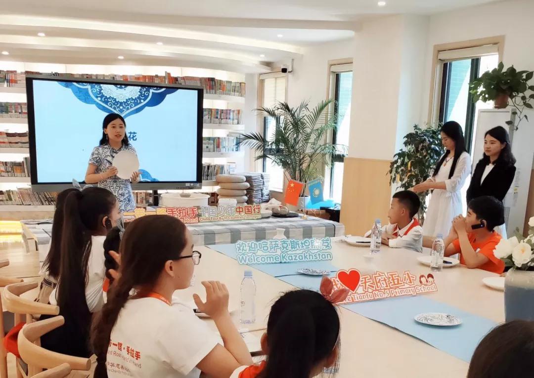 教师学校联合招聘,教师招聘湖北小学语文