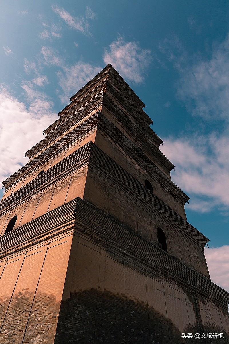 四方楼阁式砖塔大雁塔,大雁塔是哪代的四方楼阁式砖塔