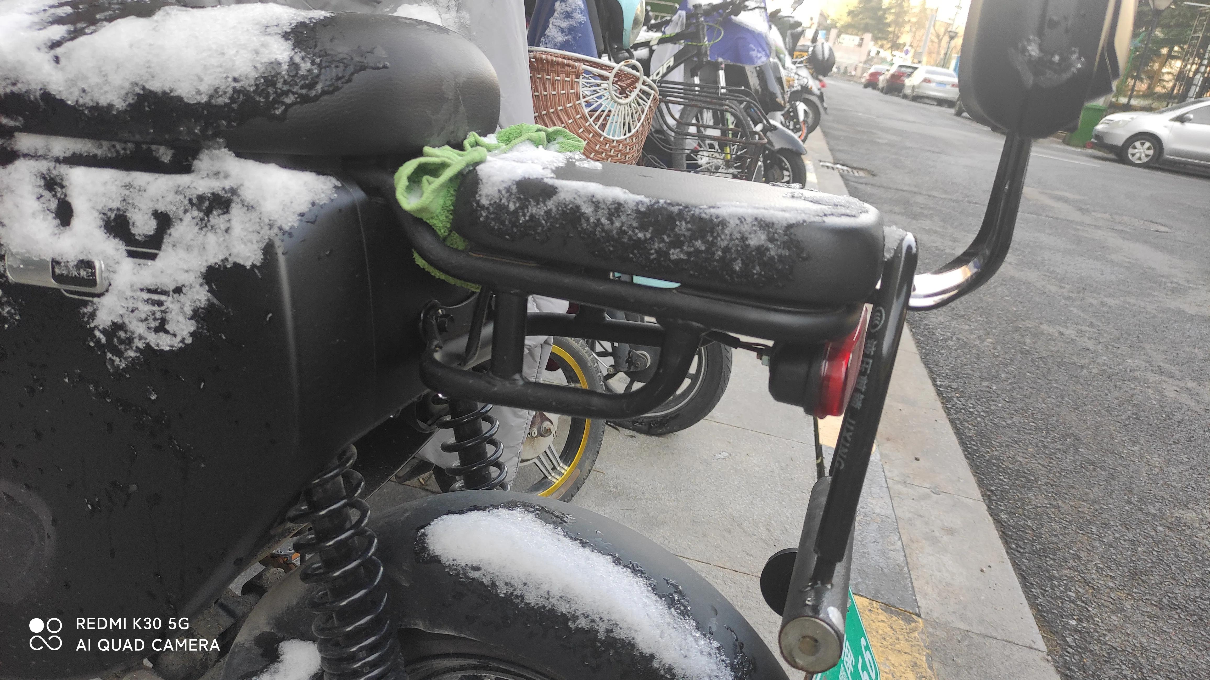 新大洲本田s07s08区别,新大洲本田s08夜间骑行