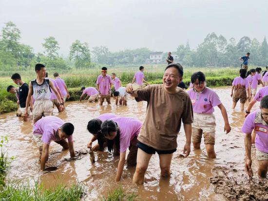 大刀阔斧搞改革:潘先根与成都高新实验的这十年