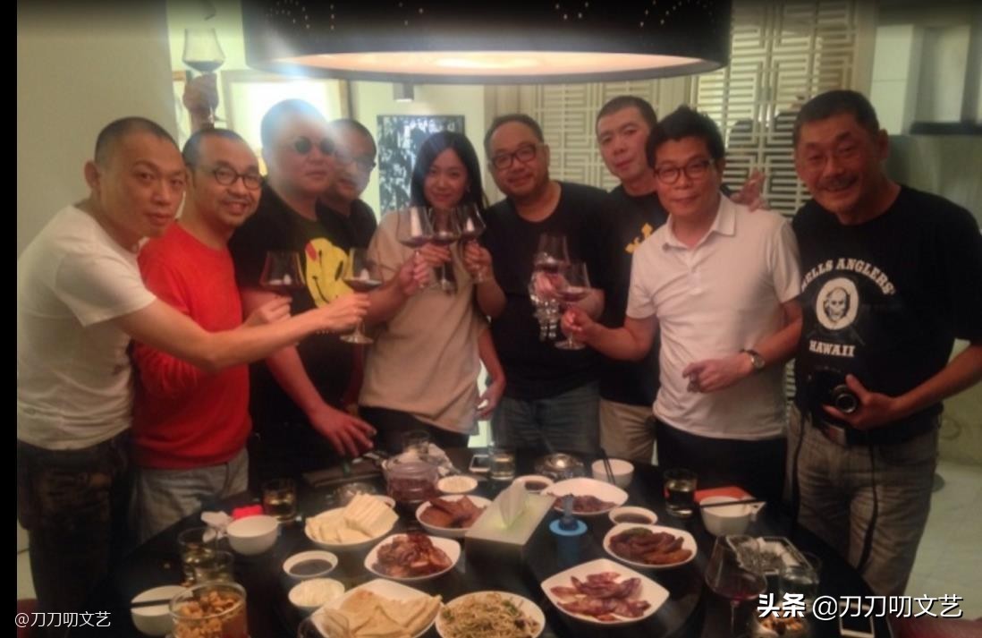 刘琳徐静蕾话剧,刘琳和徐静蕾的照片