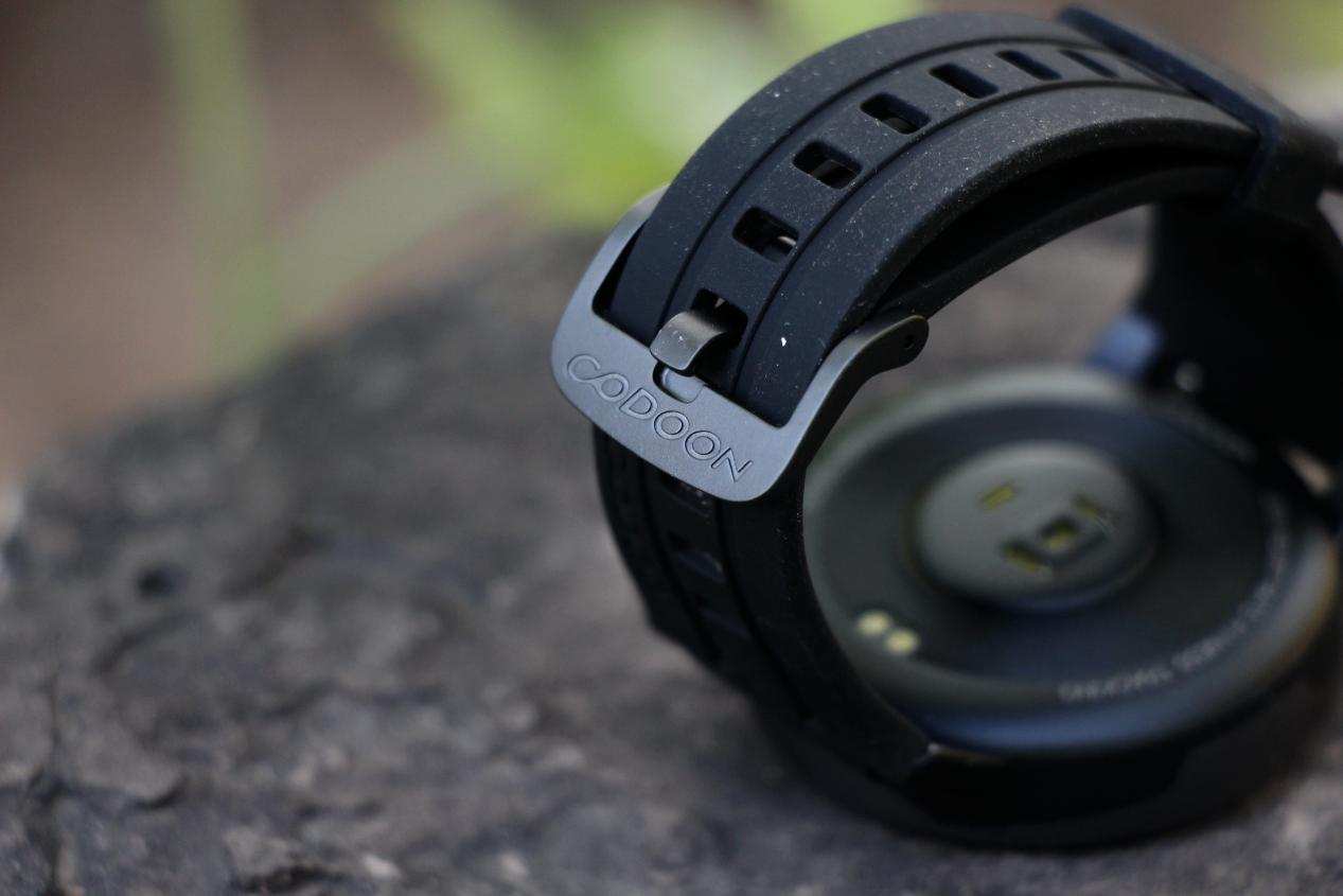 硬核升级，专为城市精英跑者打造：咕咚X3-RE精英版深度体验