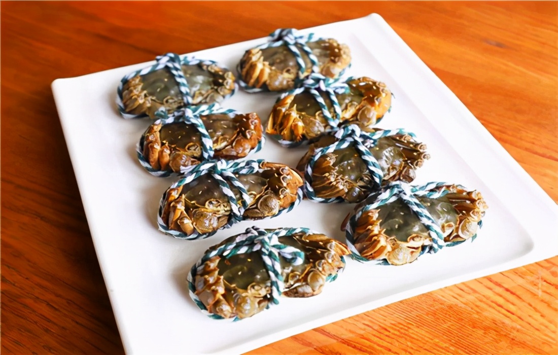 鲜活螃蟹怎么保存最好,刚死的螃蟹是蒸保存还是直接保存