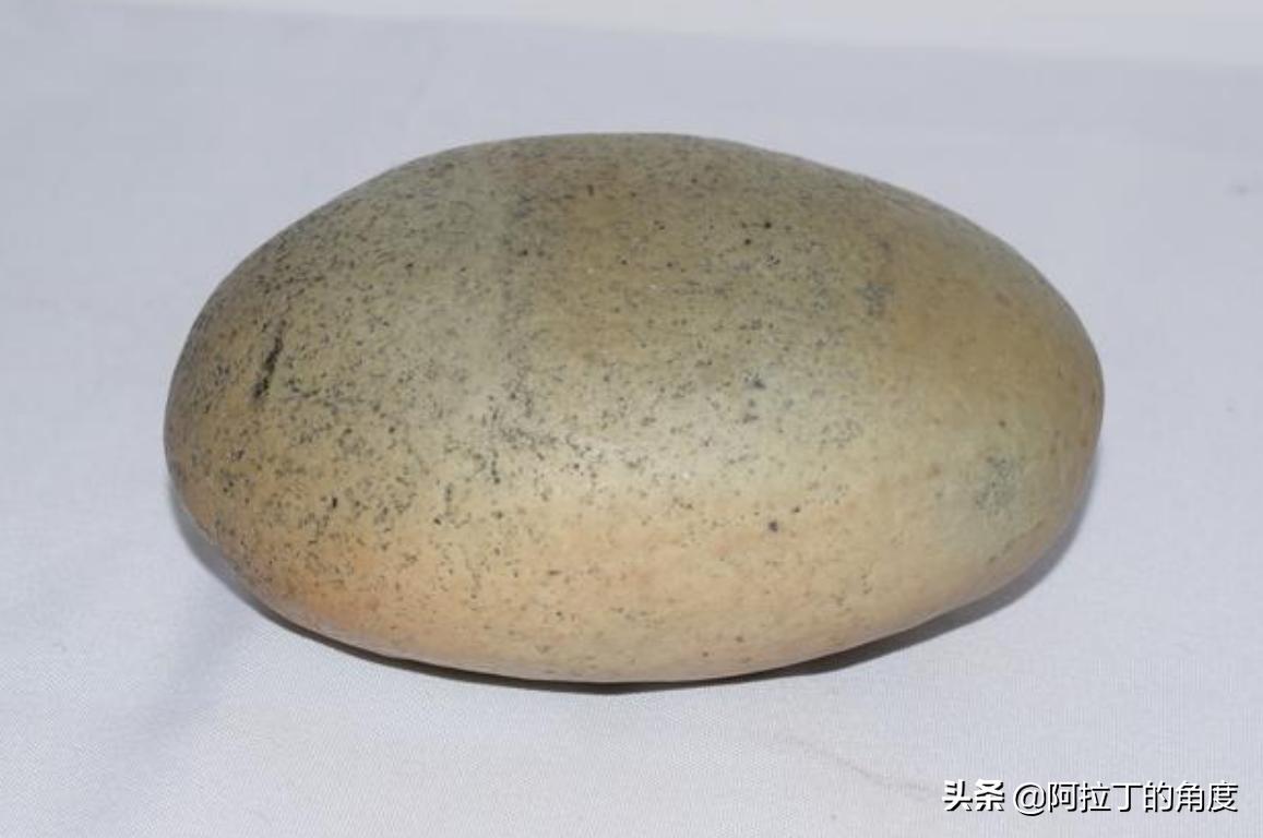 每天都有陨钻出现，别有用心的人不要再发布了，还石友一片净土